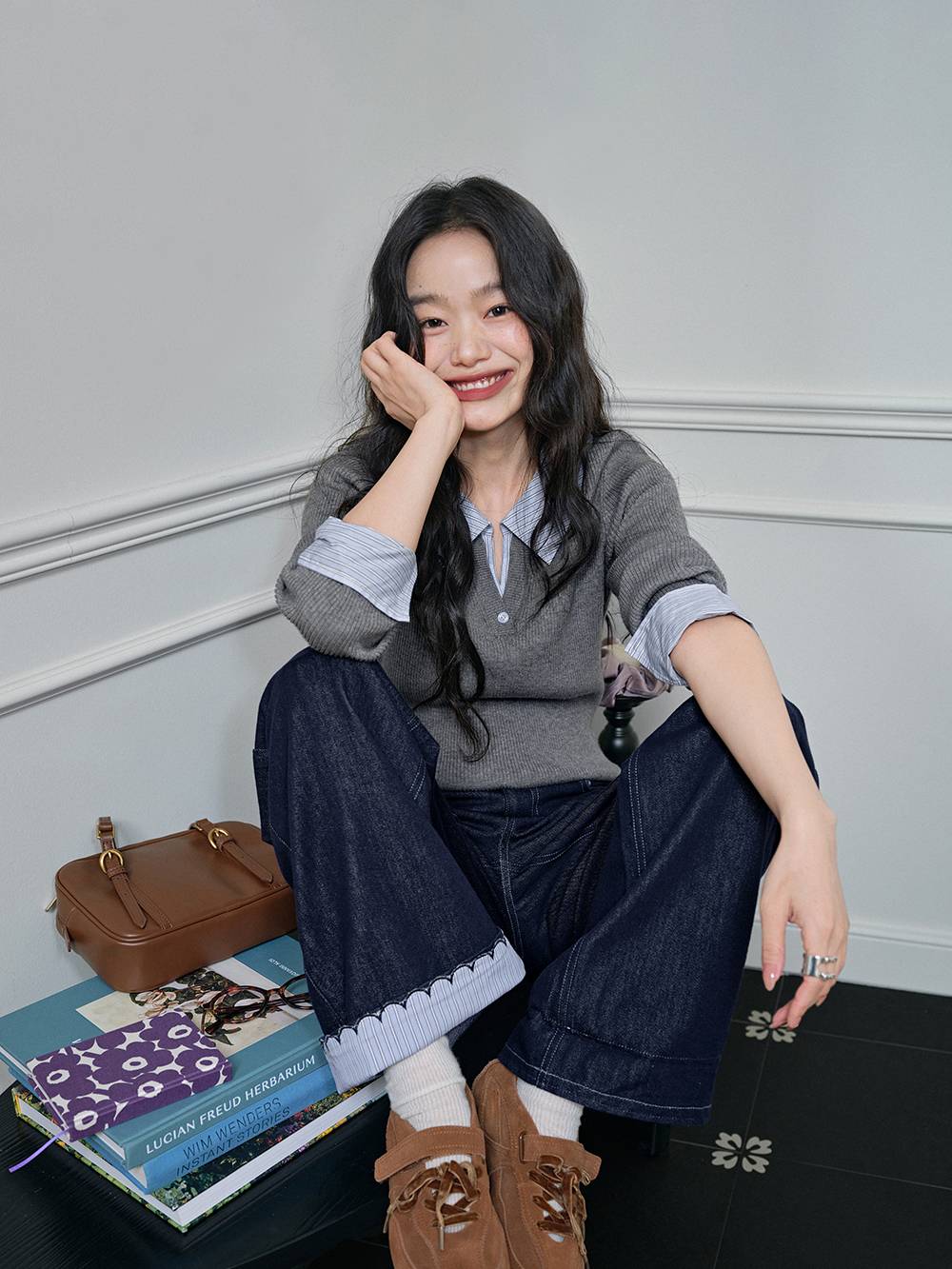 Folded Scallop Hem Jeans