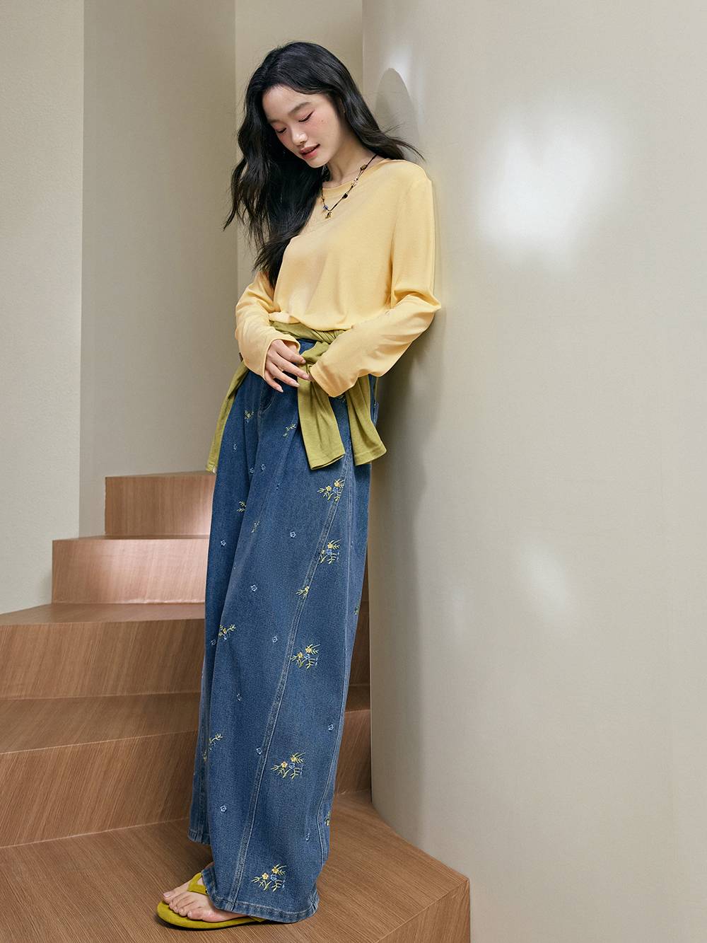 Floral Embroidered Jeans