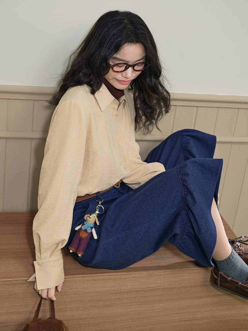 Ruffle Hem Cropped Pants