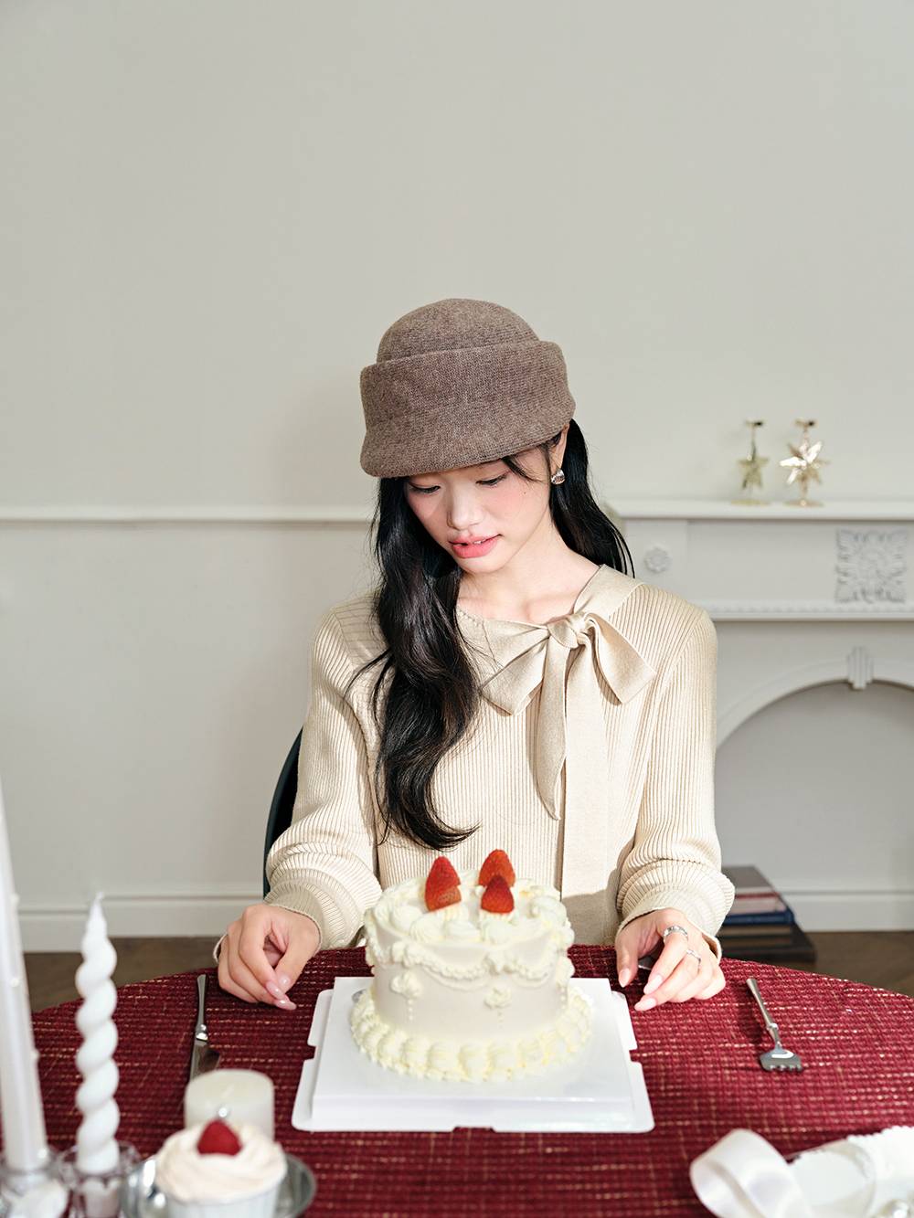 Ribbon Tie Neck Knit Dress