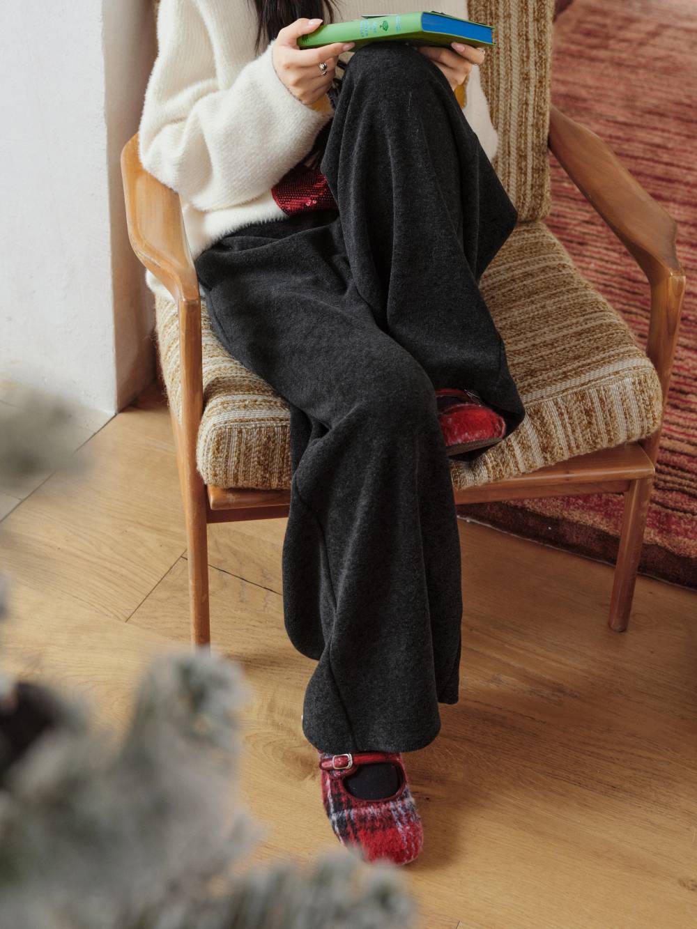 Elastic Waistband Sweatpants