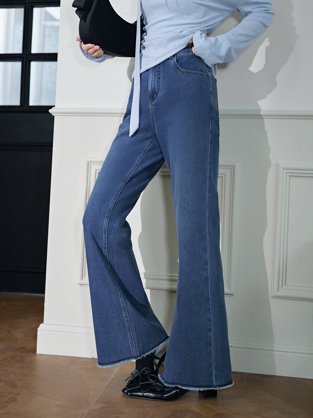 Flared Jeans