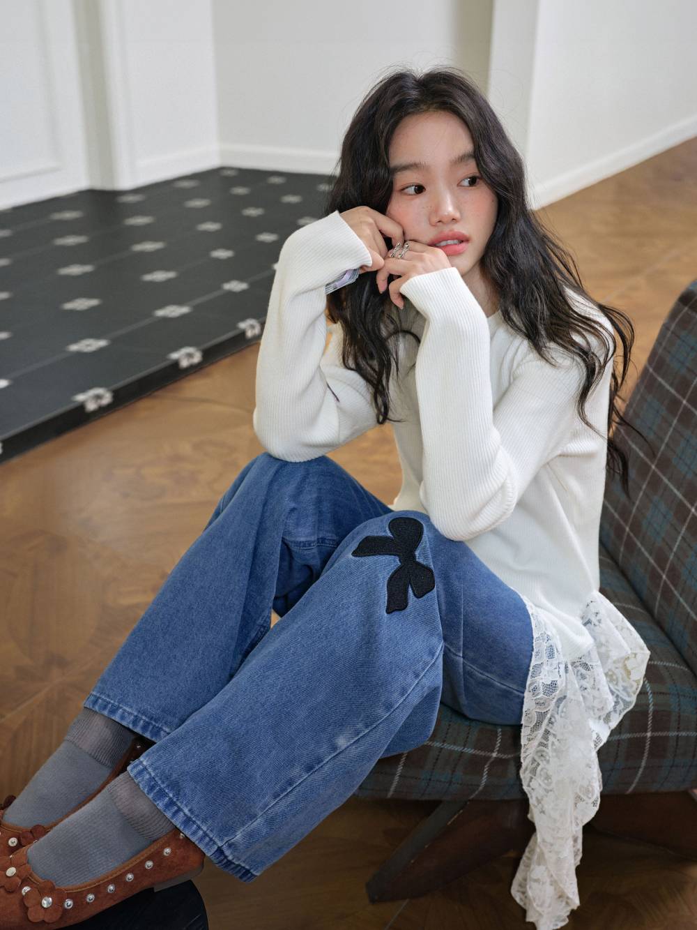 Heart Bow Embroidered Jeans