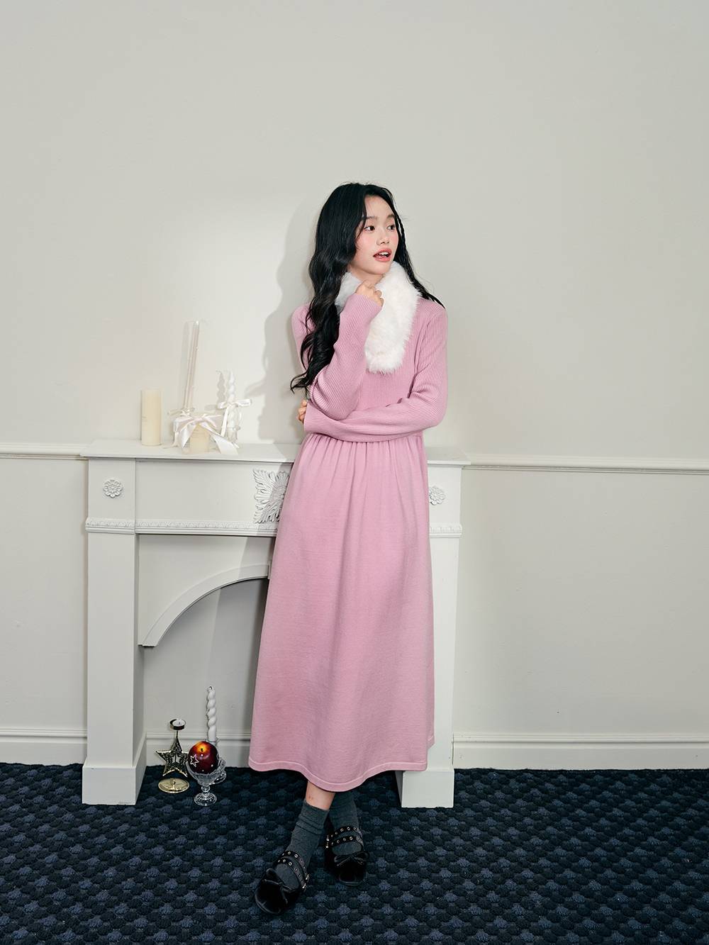 Ribbon Tie Neck Knit Dress