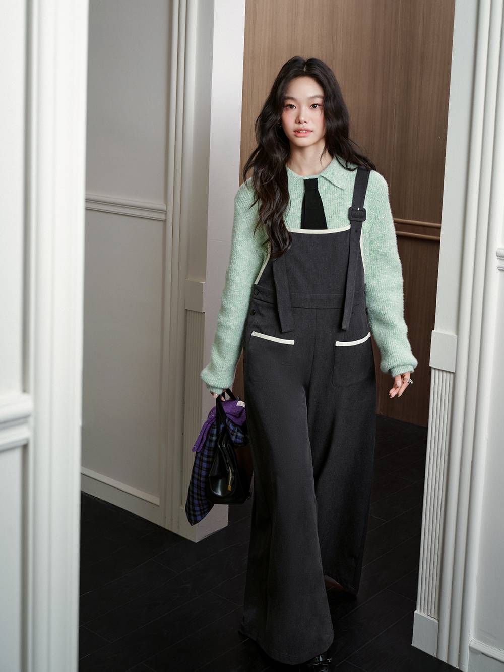 Decorative Tie Sweater